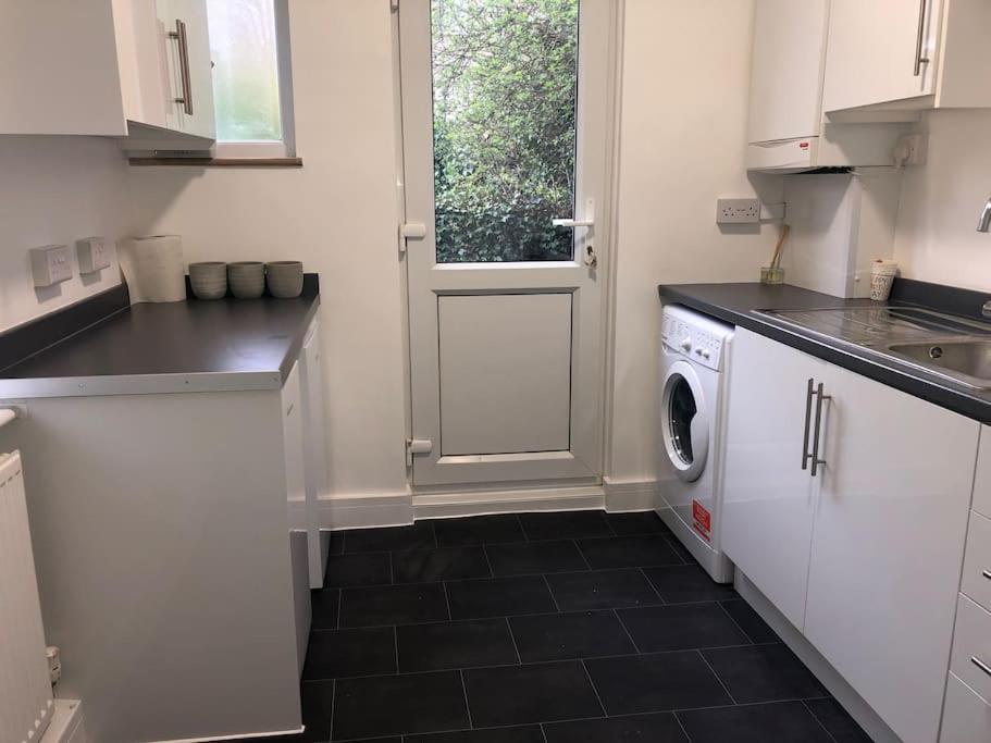 דירות לונדון Garden Flat In Central Location מראה חיצוני תמונה
